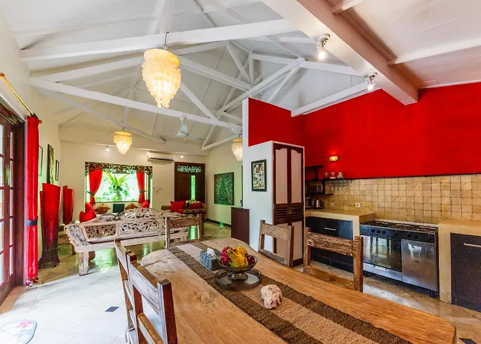 Little Forest 3 Bedroom Bohemia *