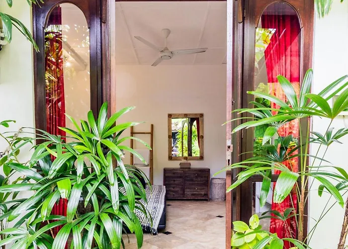 Little Forest 3 Bedroom Bohemia Villa